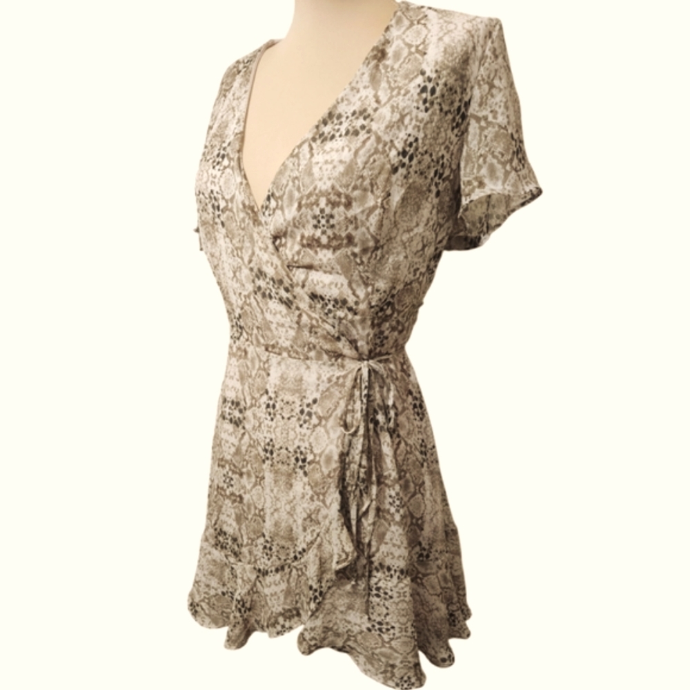 ALL IN FAVOR 'Isabella' Snake Print Mini Wrap Dress - Size S - Picture 6 of 11